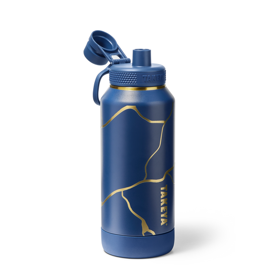 kintsugi-water-bottle-with-spout-lid-m5 TKS_SP25_SptBtl_GoldMarine_32oz_51390_v2_sRGB_SHD.png